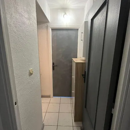 Apartment Air Conditioned 270m From Saint-Raphaël