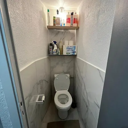 Air Conditioned 270m From Apartment Saint-Raphaël